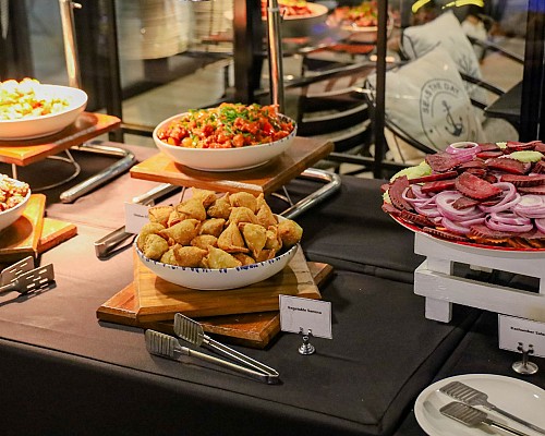 Breeze Cafe & Bistro